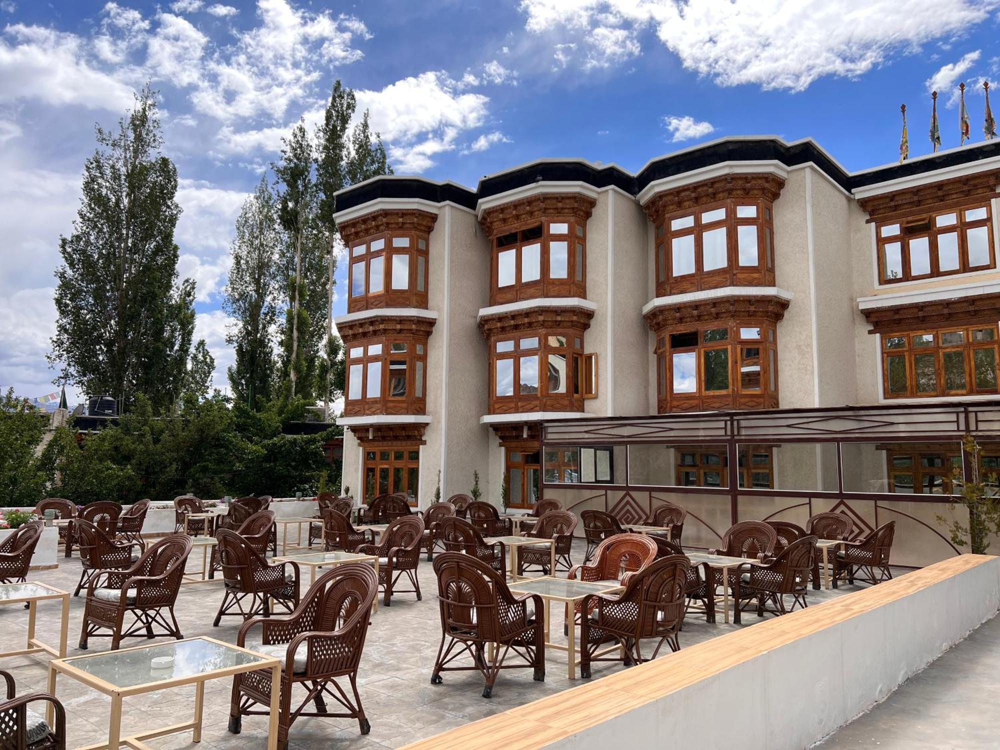 Hotel New Glacier View Leh Exterior foto